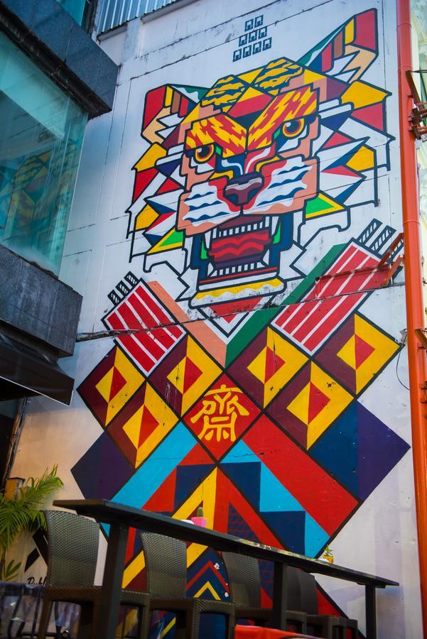 The Neighbors Hostel (Adults Only) Phuket Esterno foto
